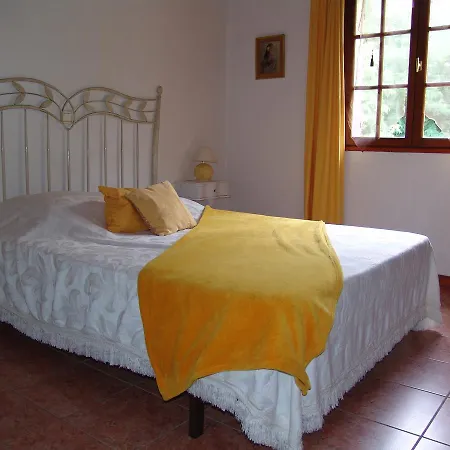 Les Petits Pres بيت للعطل فيتراك